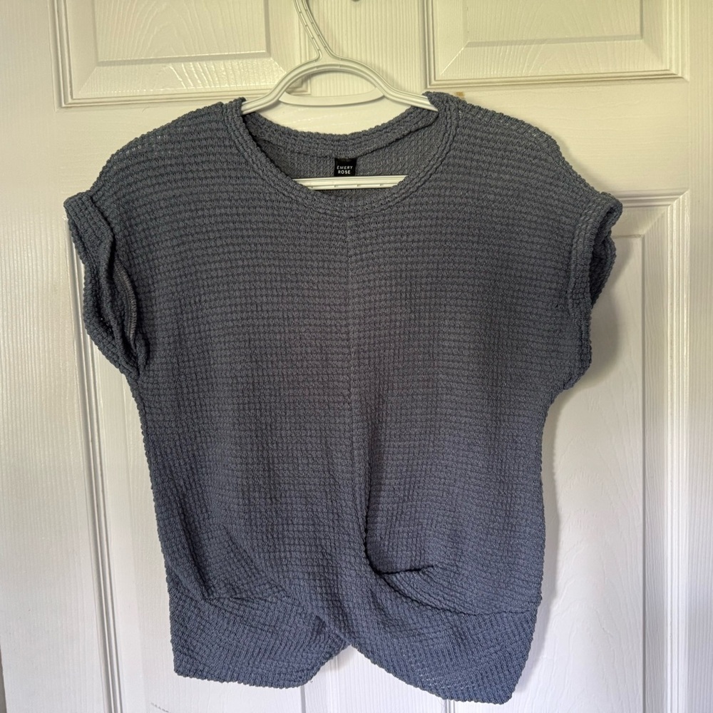 Emery Rose Women’s Knotted Front Blue Blouse Size Small‎